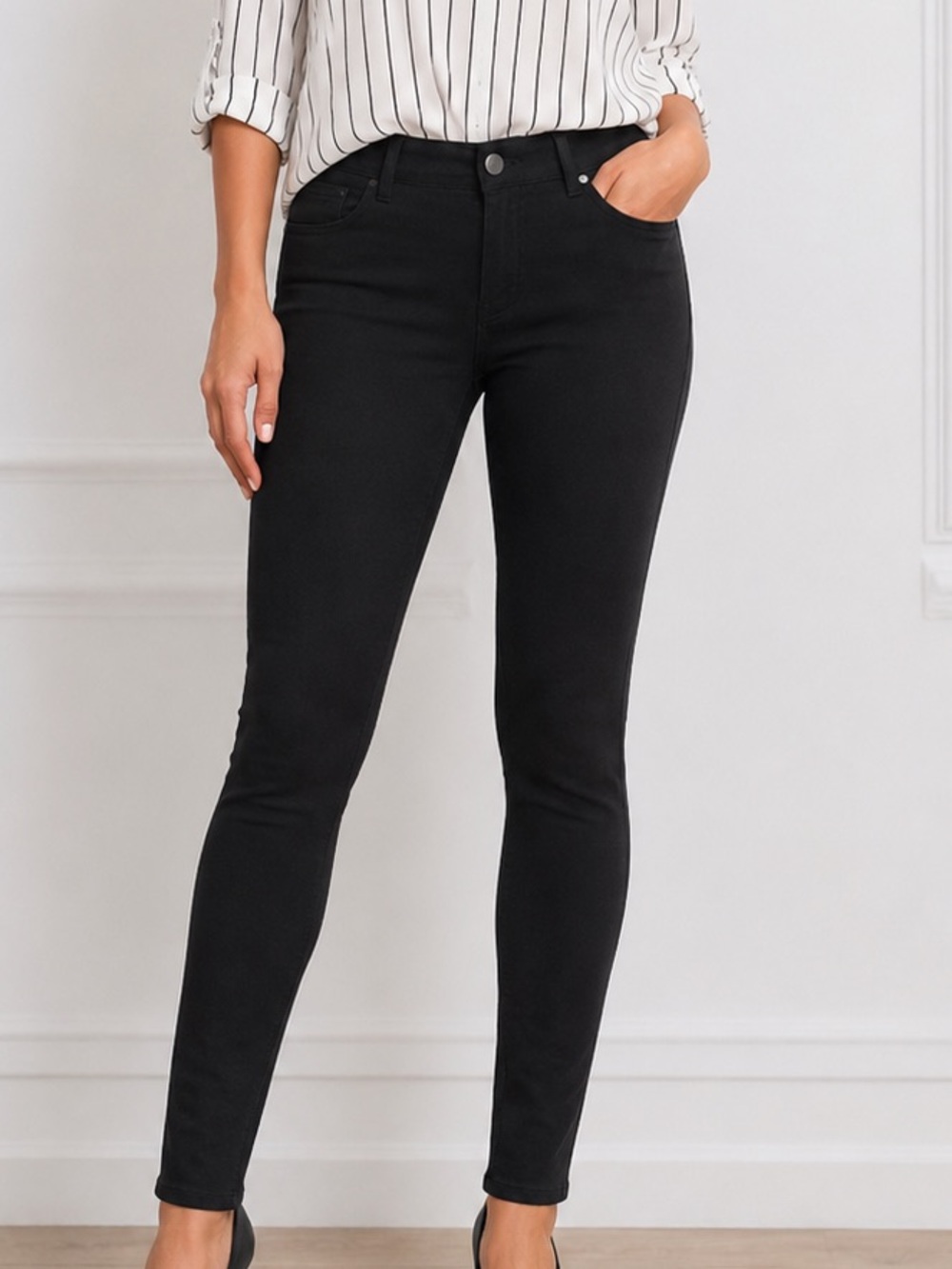 New York & Company Black Skinny Pants Stretch Zip Front Size 10